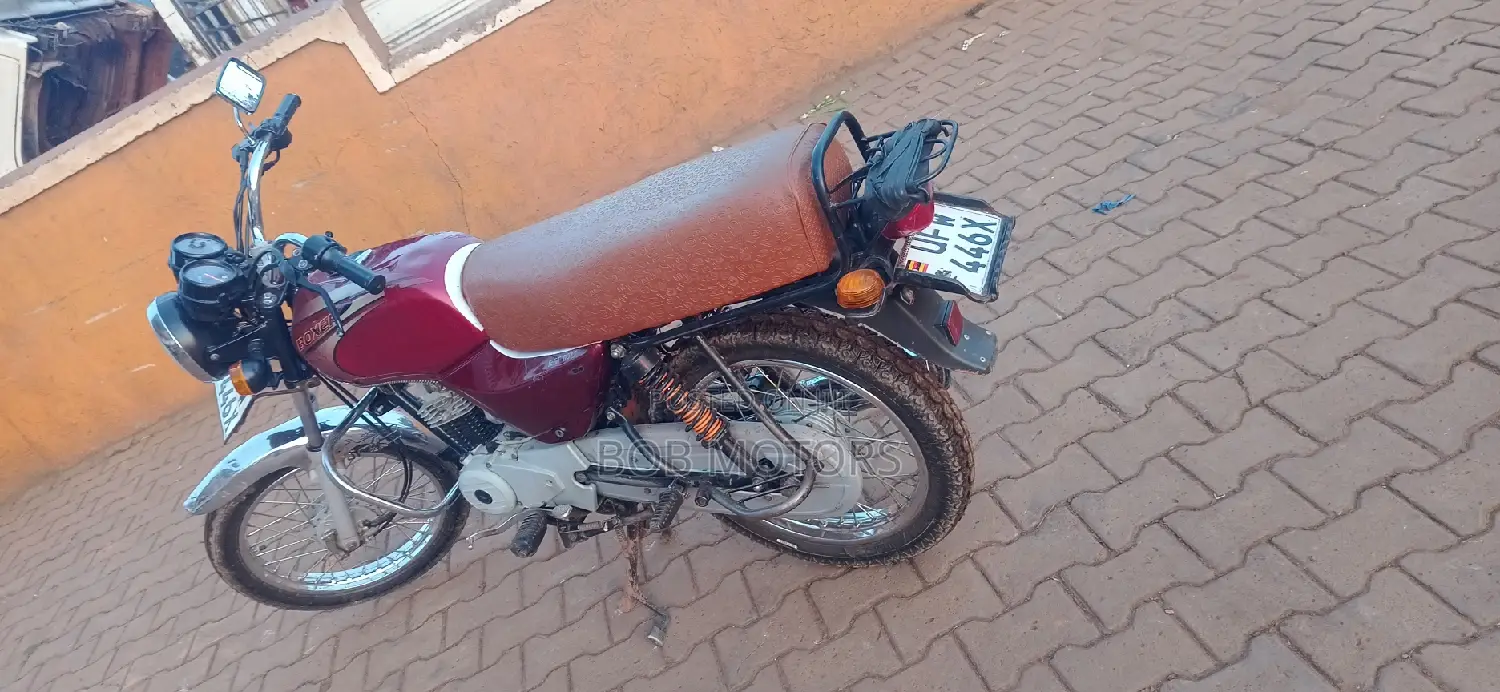Bajaj Boxer 2022 Red