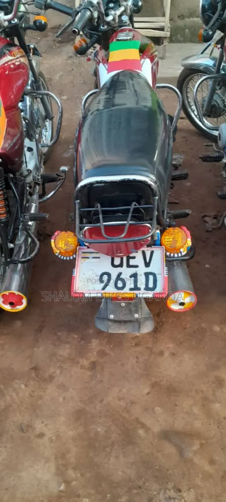 Bajaj Boxer 100 2019 Red