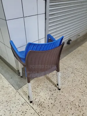 Happy Plastic Chairs Plastic Chairs