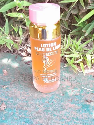 Oil Lotion Peau De Lune Face Cleanser Oil