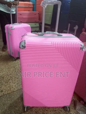 VIP Original Plastic Suitcases. Extra Large. ( Pink)