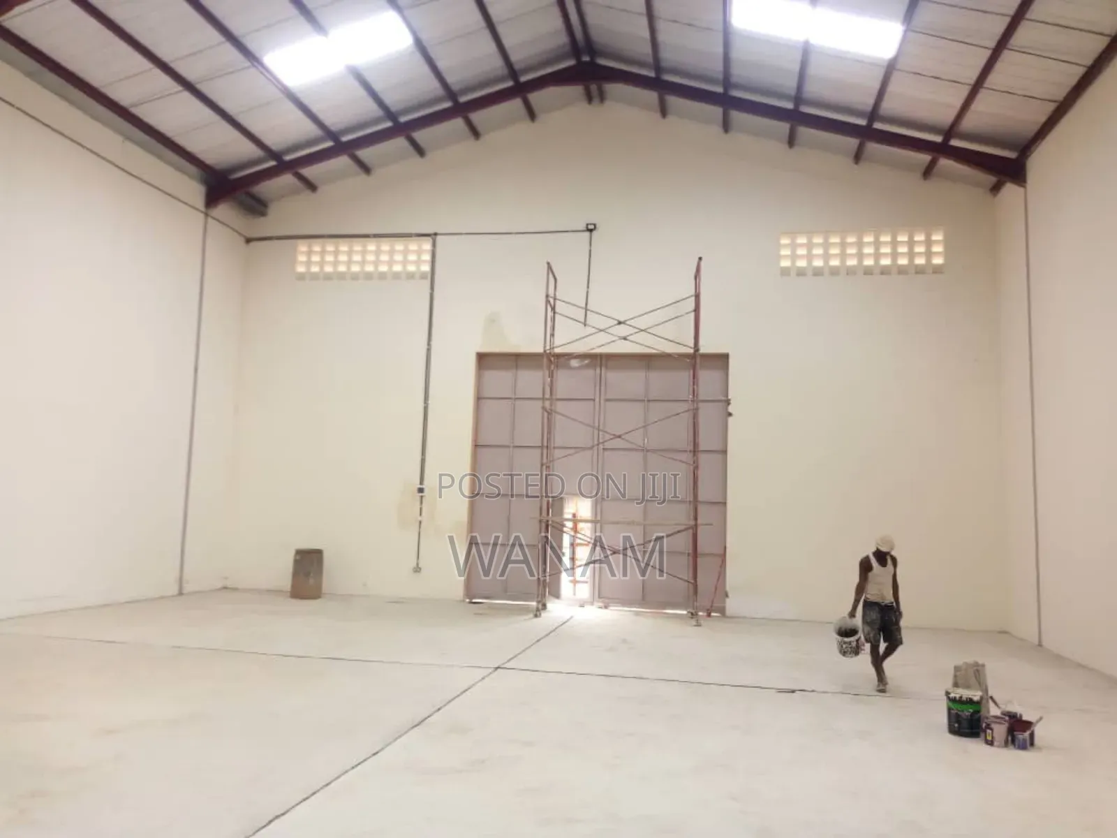 300 SQM of Warehouse Space in Luzira to Let.