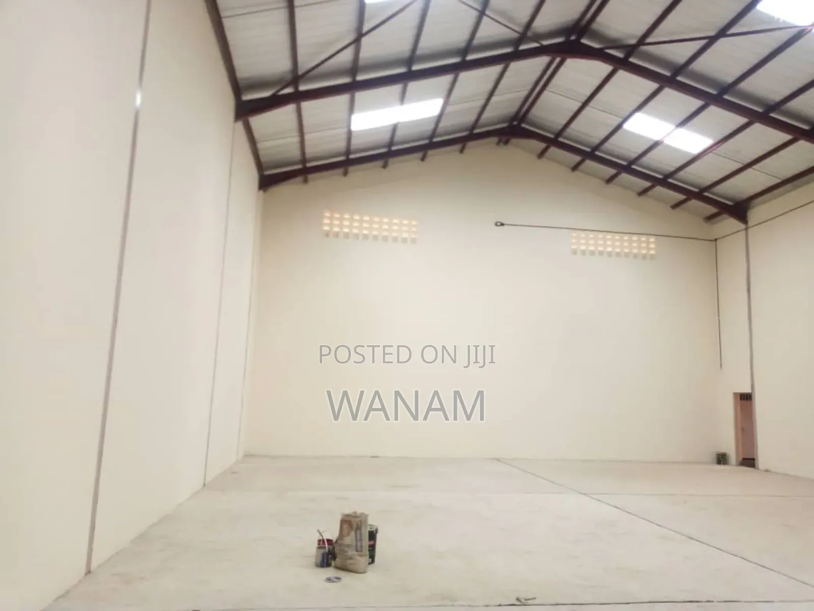 300 SQM of Warehouse Space in Luzira to Let.
