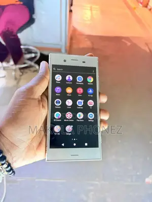 Photo - Sony Xperia XZ 64 GB Silver