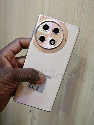 Tecno Camon 30S Pro 256 GB Gold