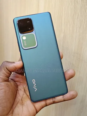 Vivo V30 5G 256 GB Green