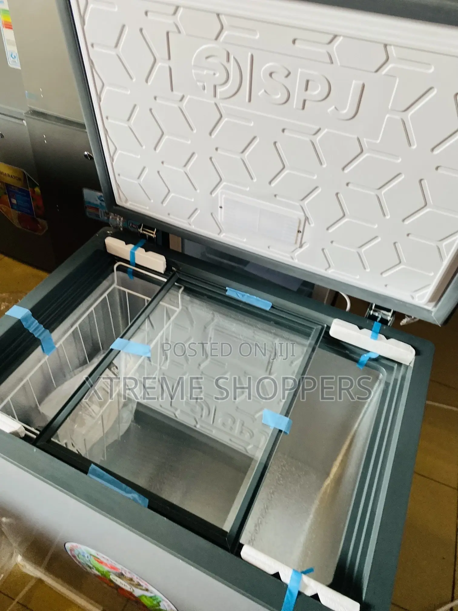 Freezer/ Fridge / 210liters / SPJ Cheap