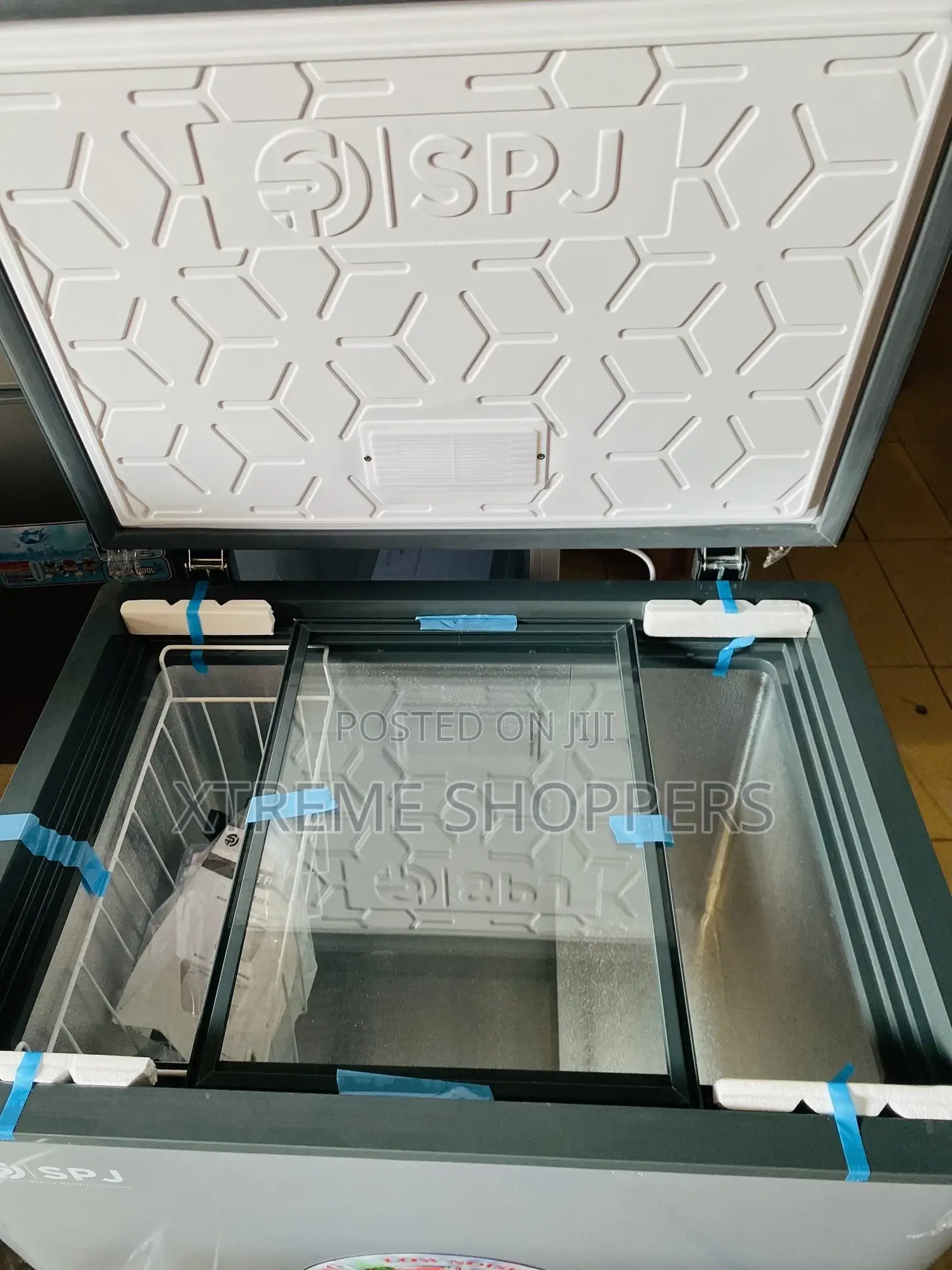 Promotion Freezer/ 210liters / SPJ