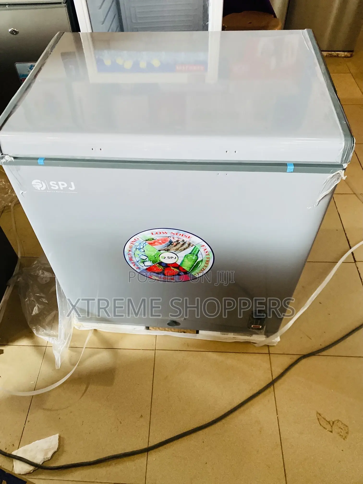 Promotion Freezer/ 210liters / SPJ