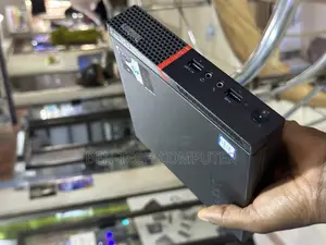 Desktop Computer Lenovo 4GB Intel Core I3 HDD 500GB