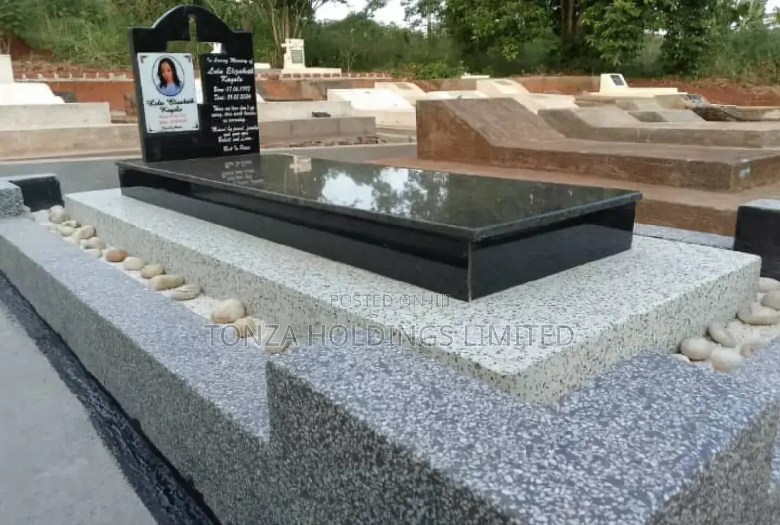 Grave Building