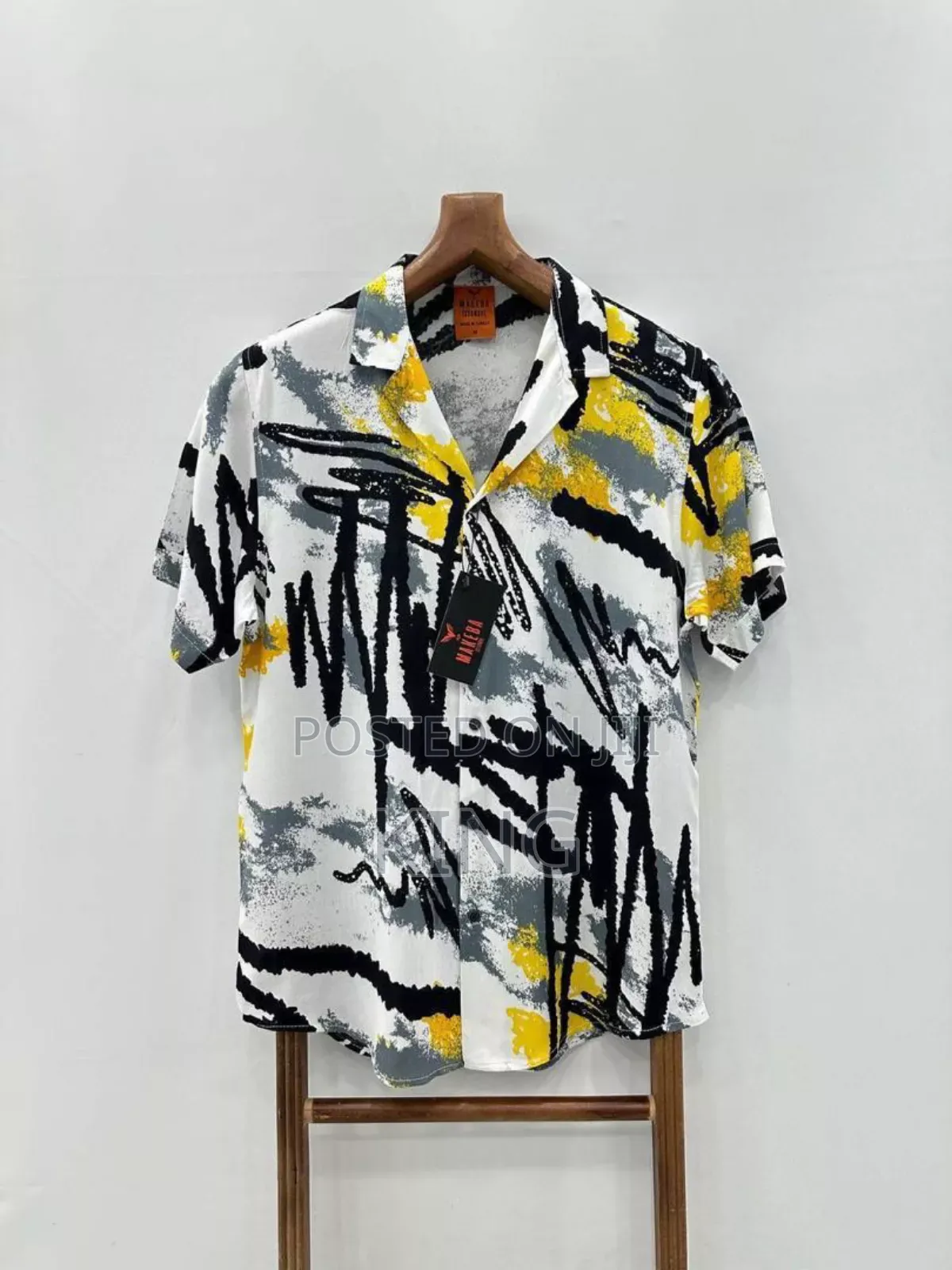 Tommy Istan Shirt. Vintage