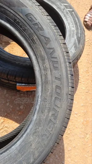 215/60r17 96h Joy Road Tyre