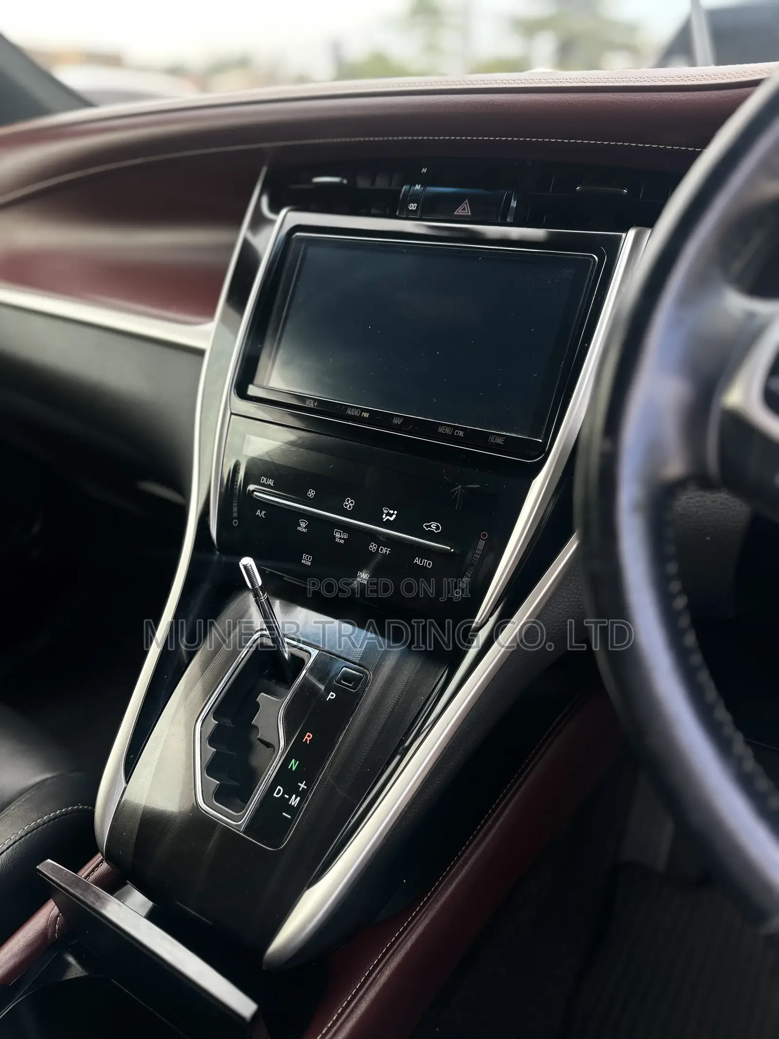 Toyota Harrier 2.0 2019 White