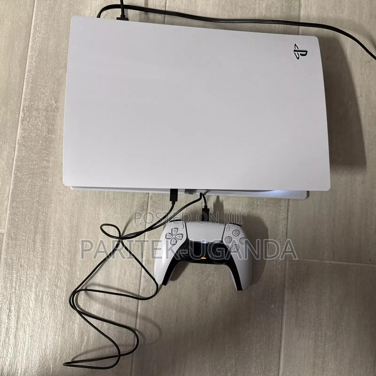Sony Playstation 5 PS5 825GB White
