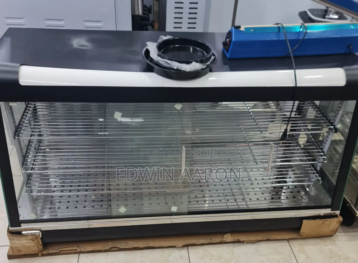 Large Size Display Warmer