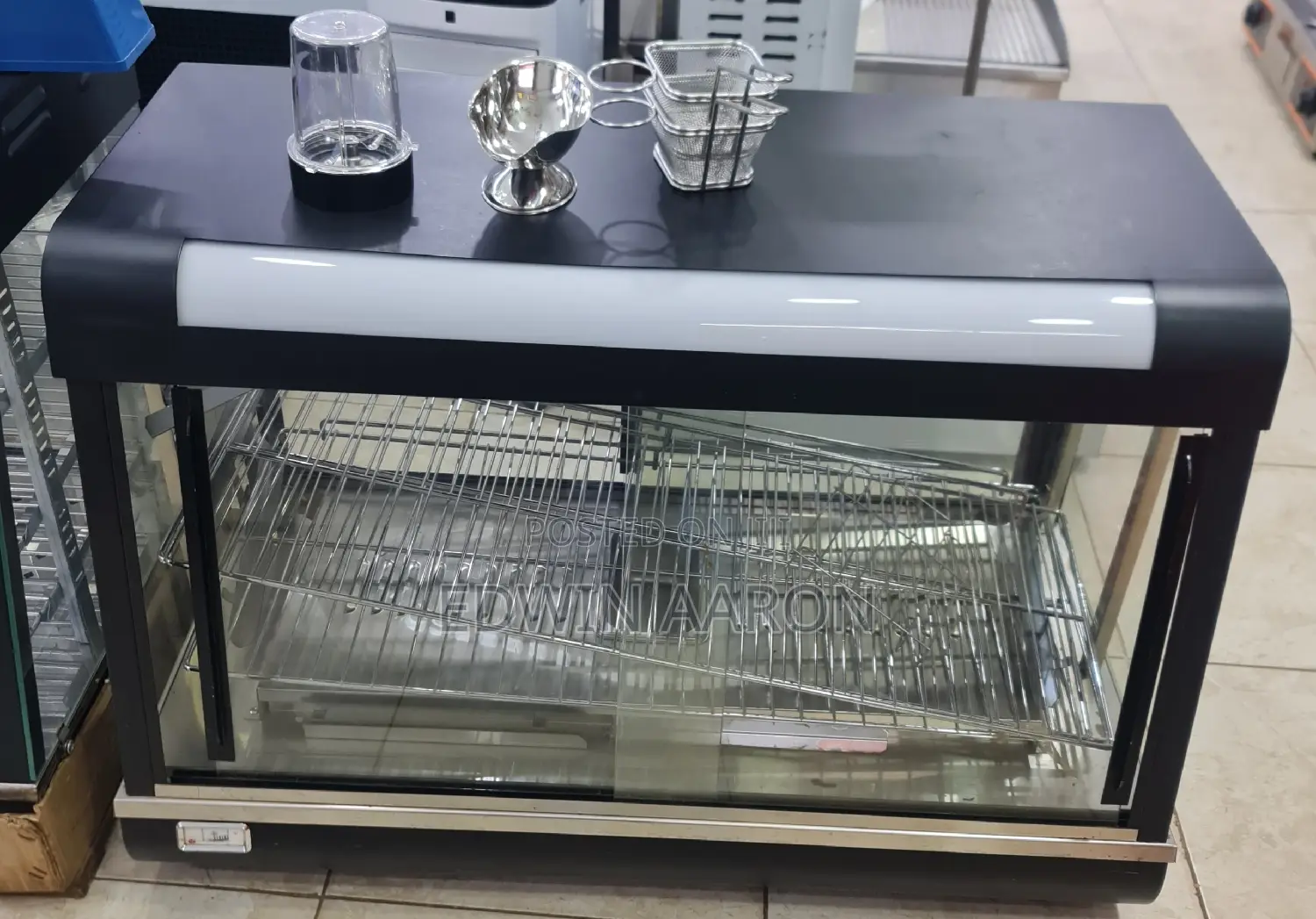 Medium Size Display Warmer