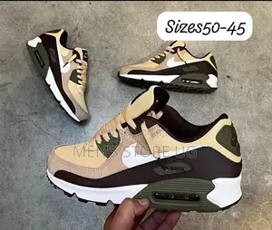 Nike Air Max 90 Essential