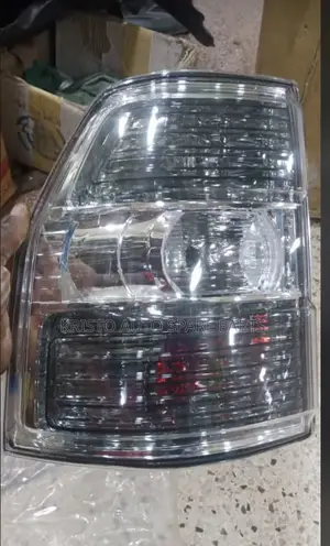 Rare Lights Pajero Bitama
