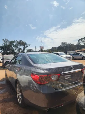 Toyota Mark X 2.5 RWD 2010 Beige