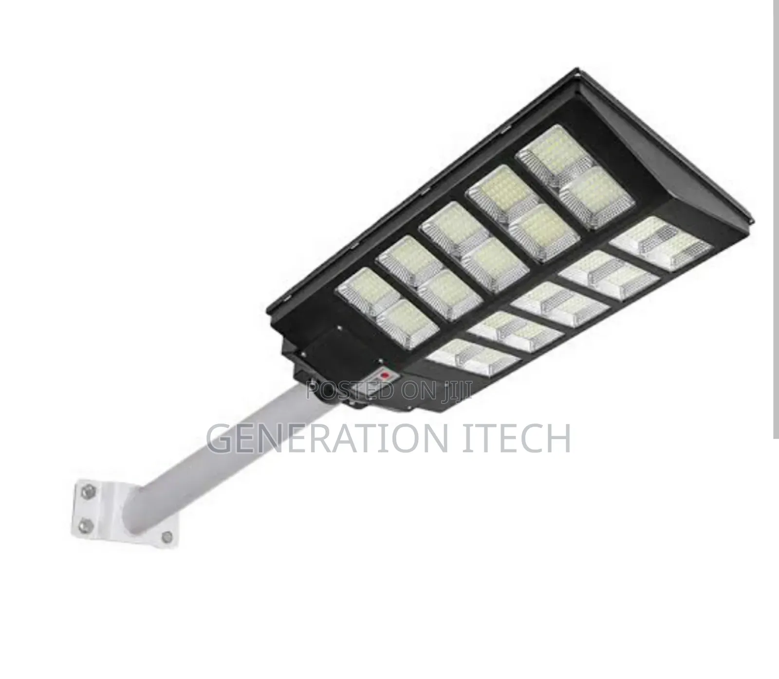 800w Solar Street Light With a Mounting Arm