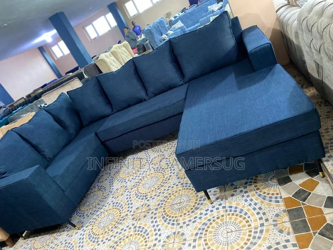 A Luxurious U-Shape Made of Good Timber,Fabric in Dark Blue.