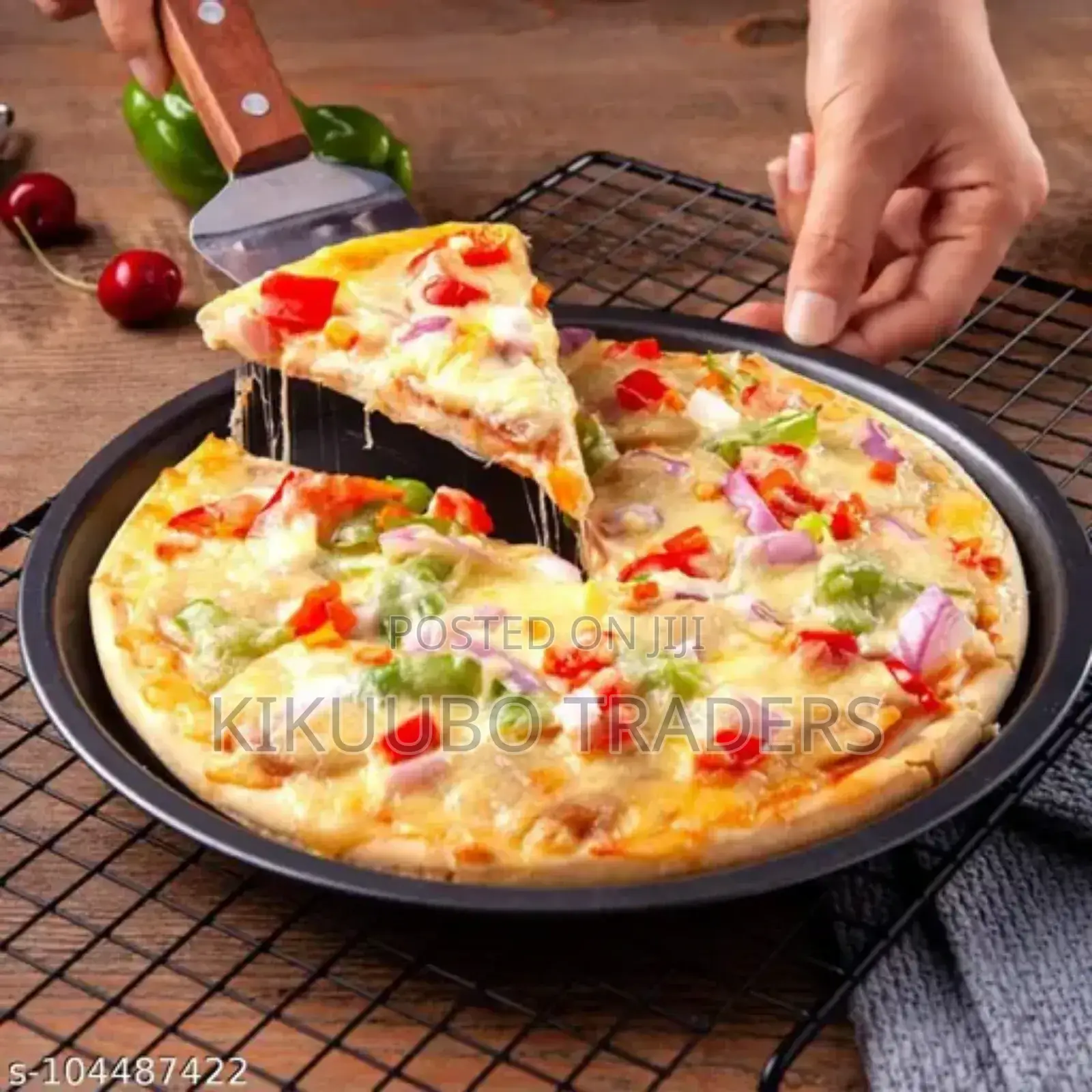 Round Nonstick Pizza Pan