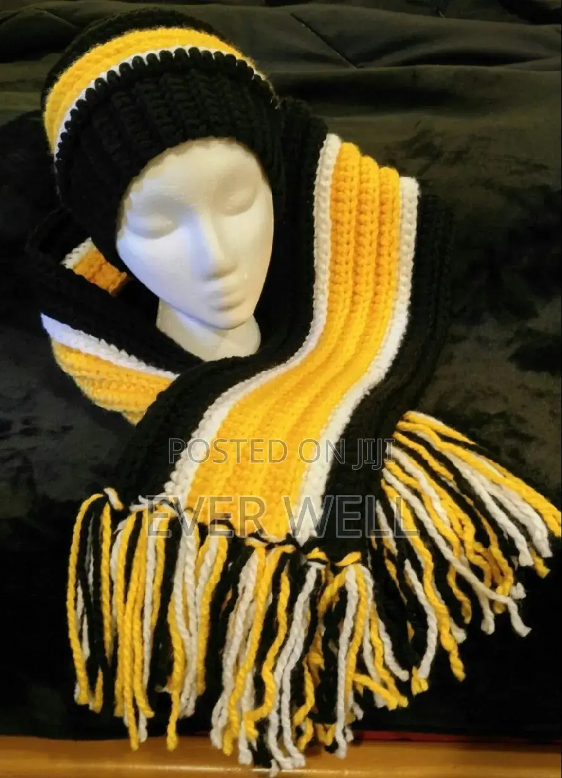 Trendy Crotchet Scarf