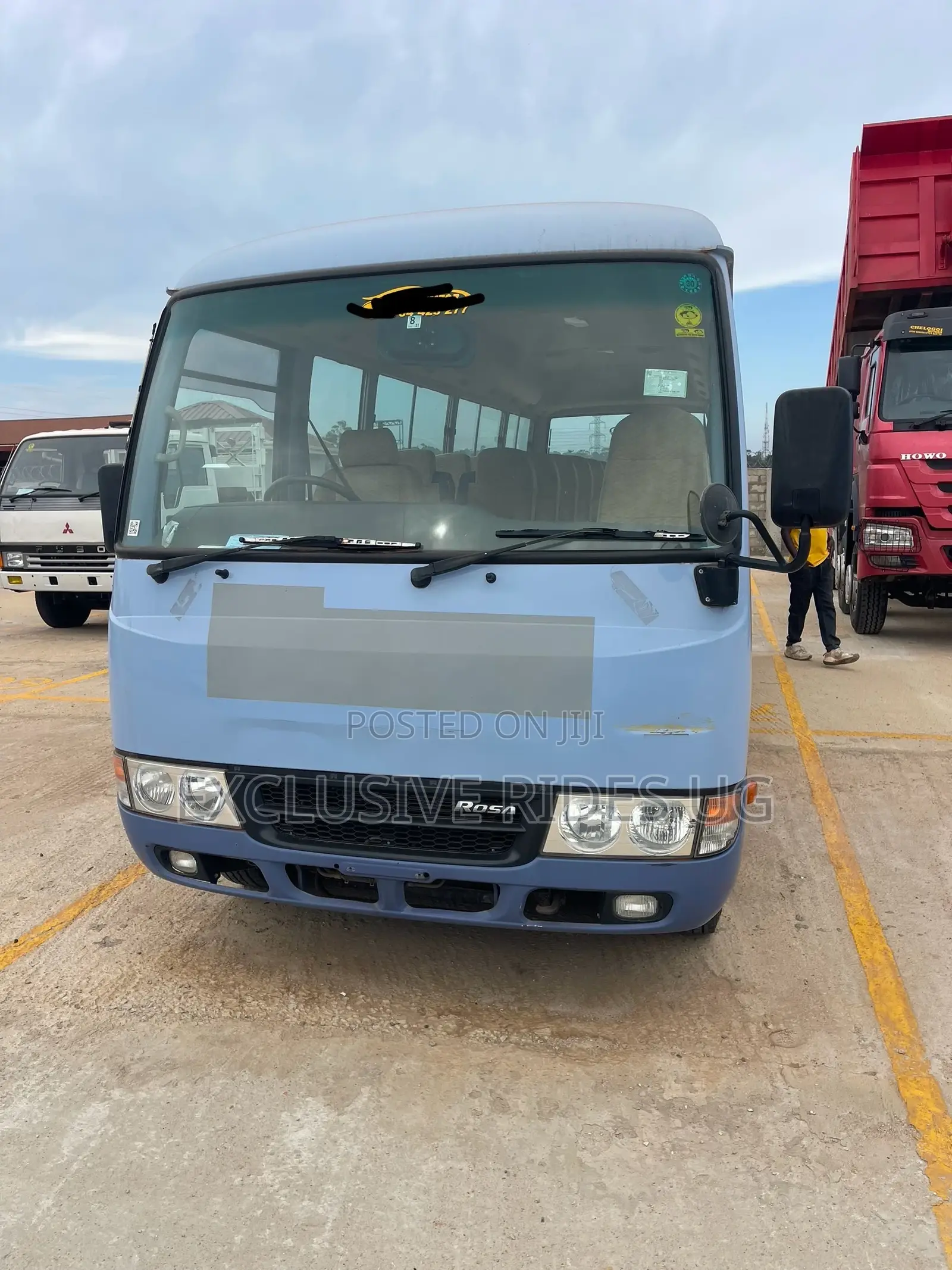 Mitsubishi Fuso Rosa 2013 Blue