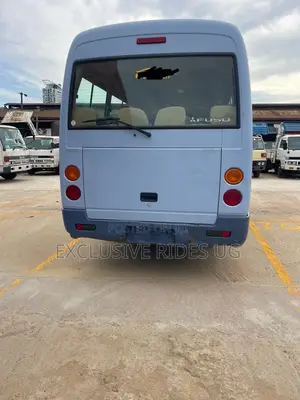 Mitsubishi Fuso Rosa 2013 Blue
