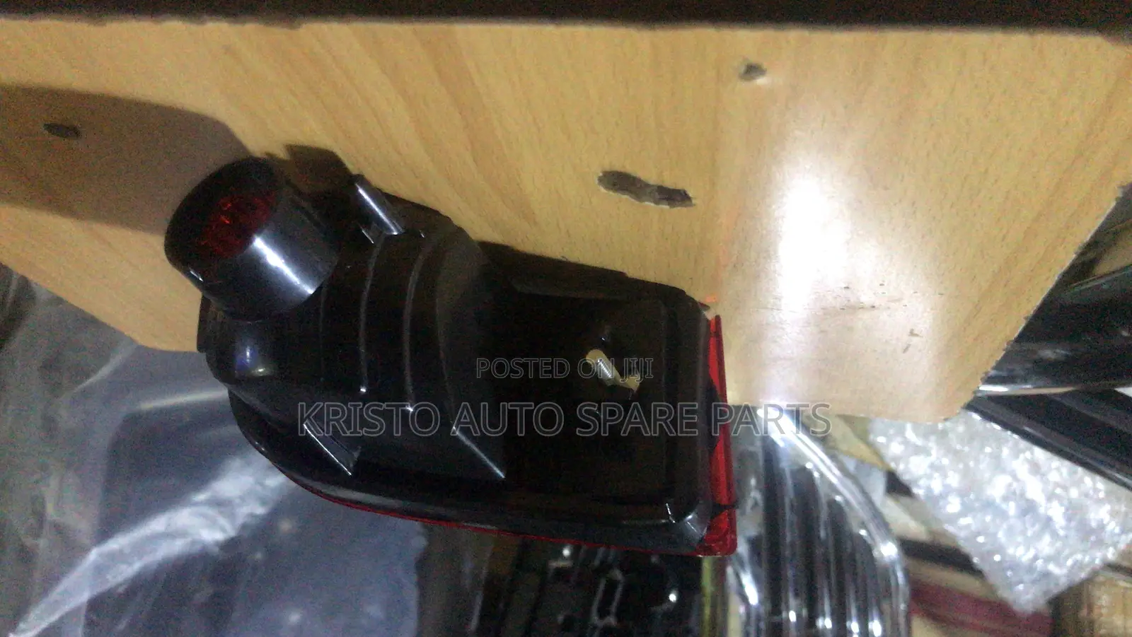 Behind Reflectors Surf 4 Runner