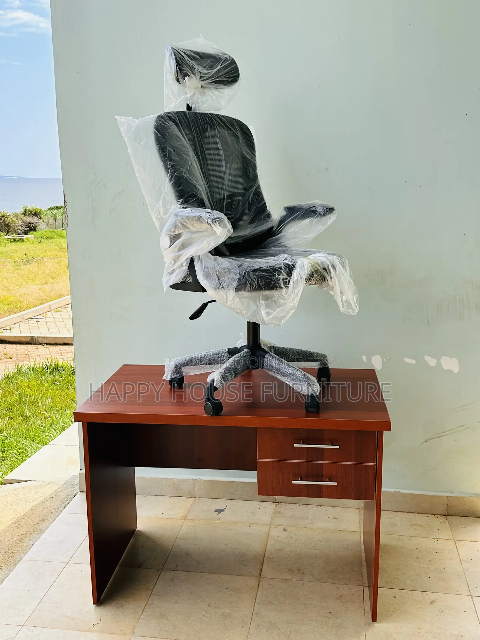 Headrest Office Chair With Table