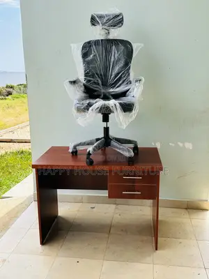 Headrest Office Chair With Table