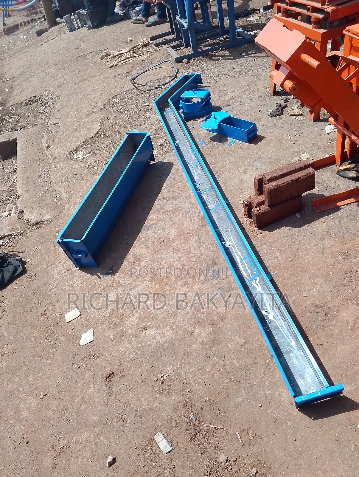 Cub Stones/ Road Cub and Fencing Poles