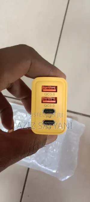 Guaranteed Super Fast Adapter With 4 Port 2usb and 2 Type C