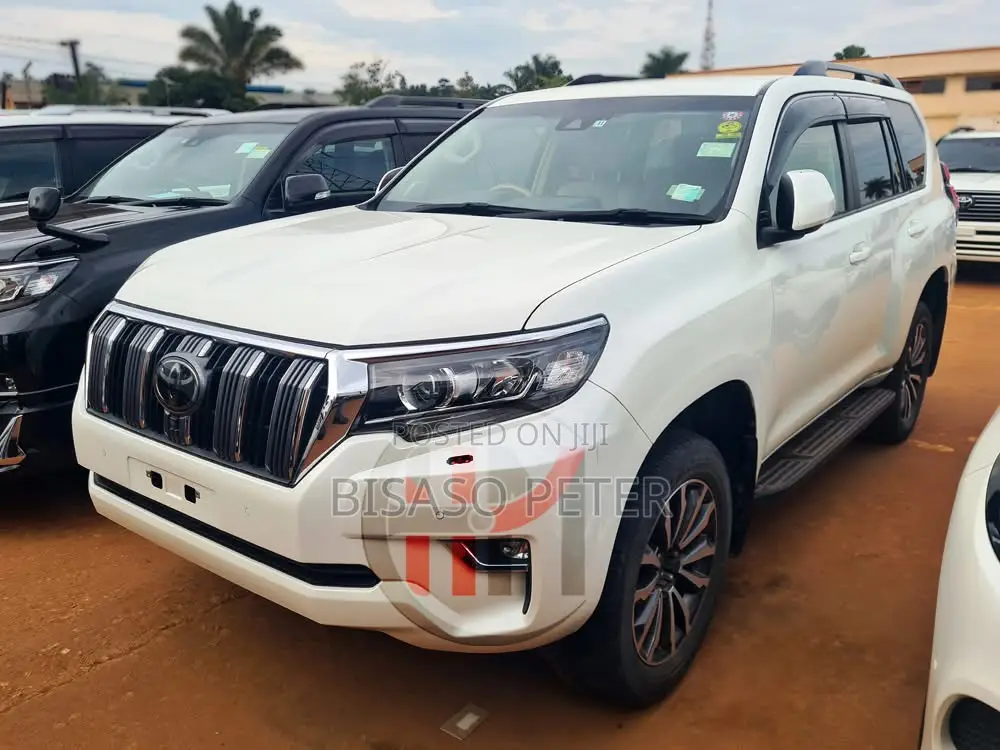 Toyota Land Cruiser Prado 2.7 2017 White