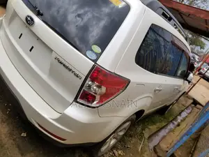 Subaru Forester 2.0D X 2010 White