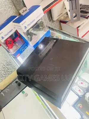 Chipped Ps4 Standard Available