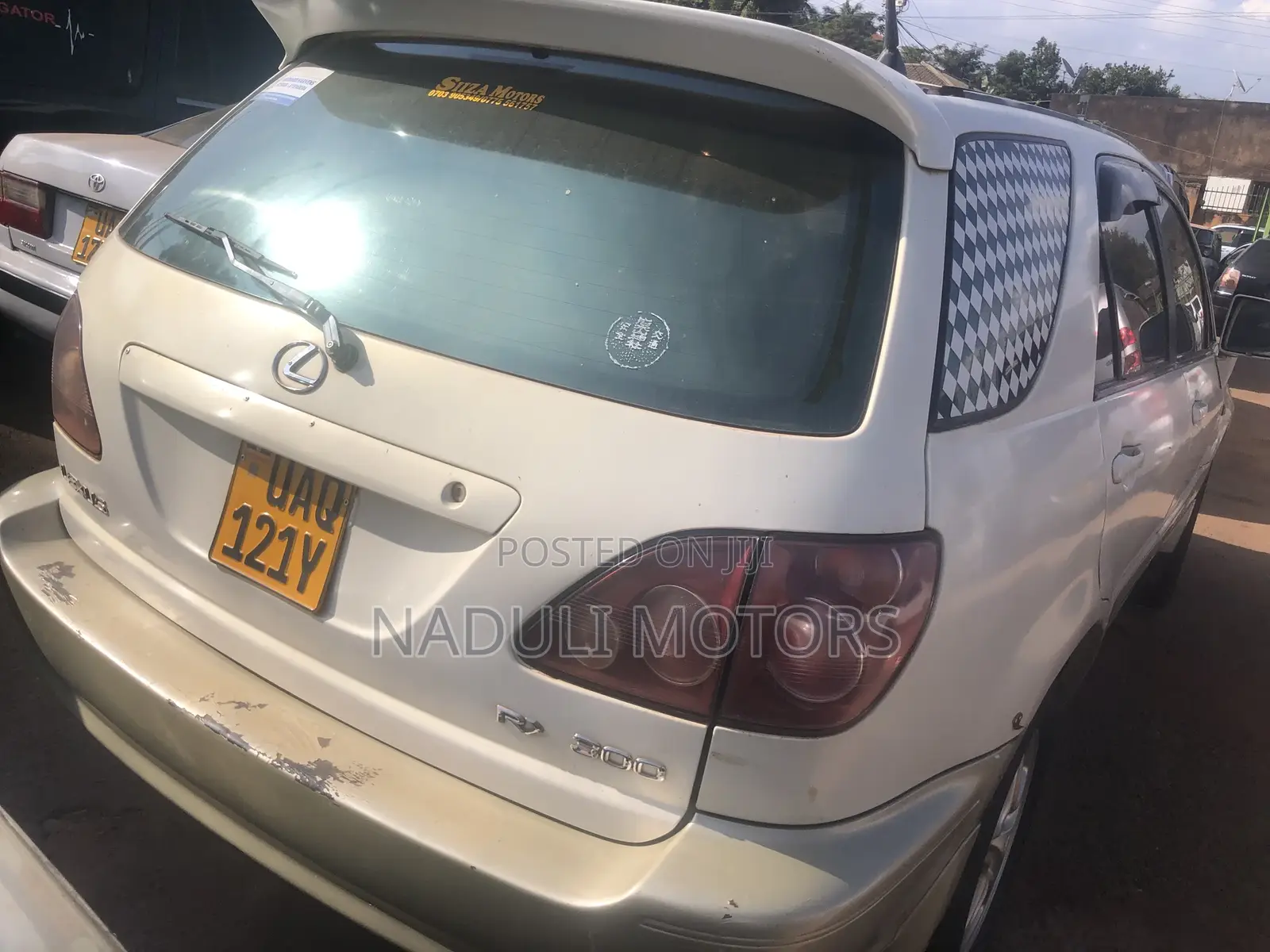 Toyota Harrier 2001 White