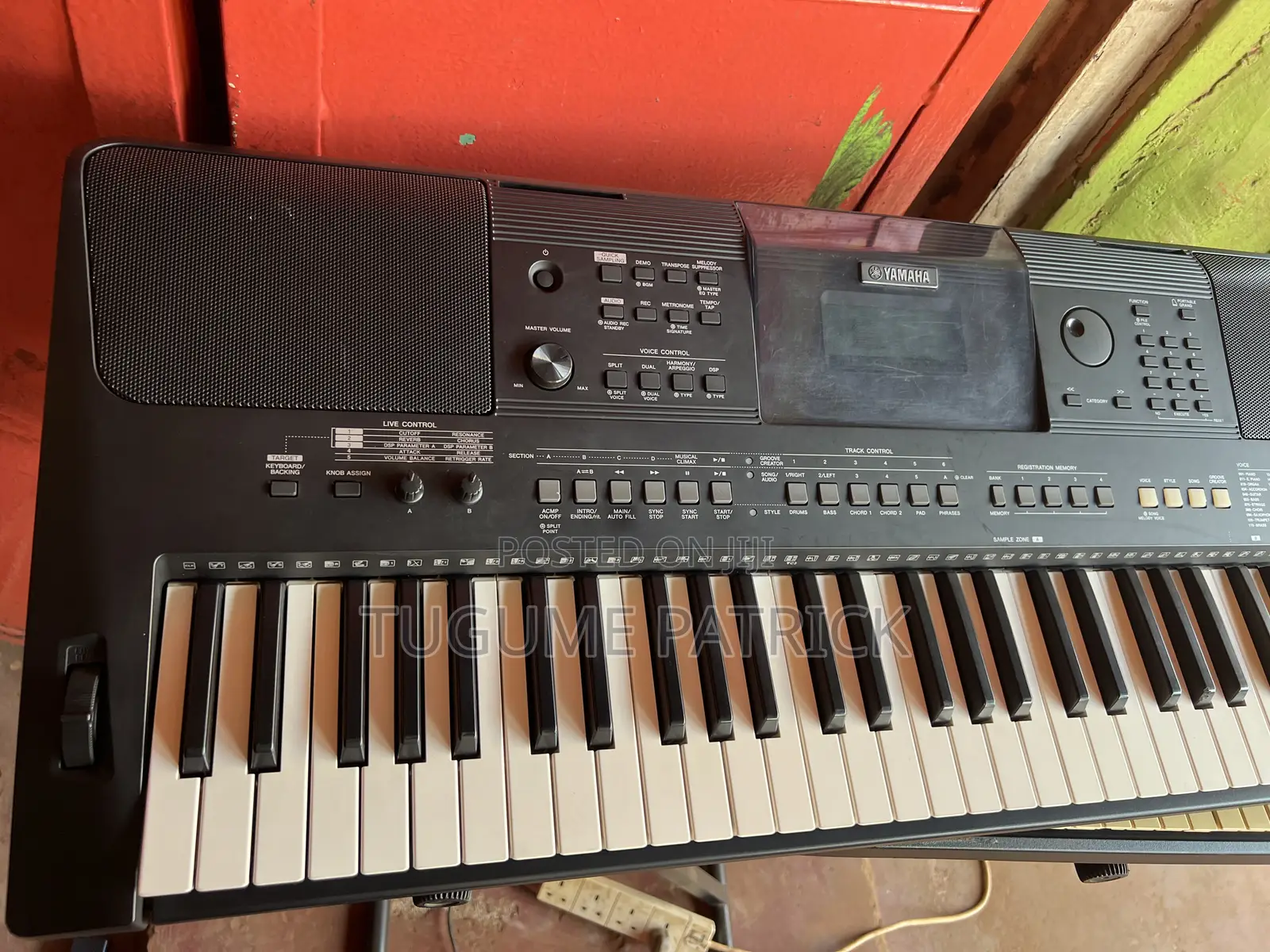 Yamaha Keyboard 463m