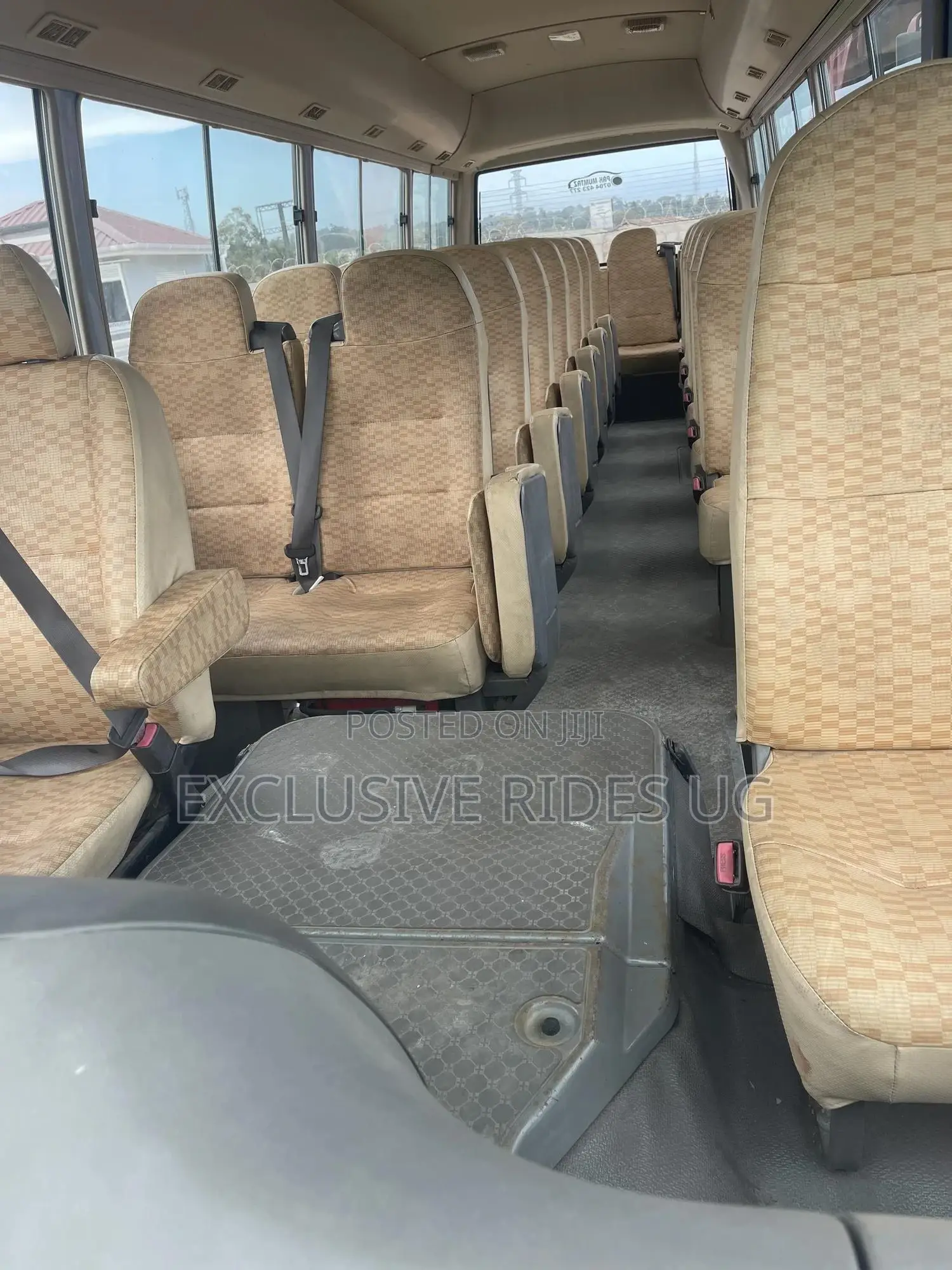 Mitsubishi Fuso Rosa 2013 Blue