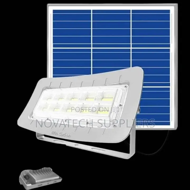 2.0/200w Blue Carbon Solar Flood Lights