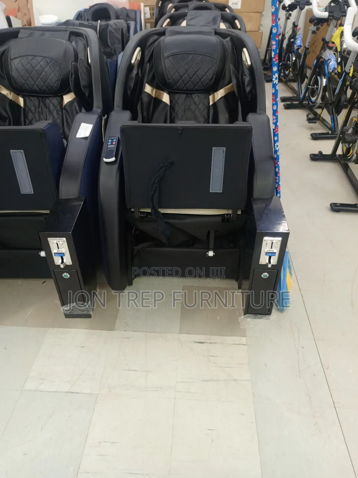Saloon Massage Chair