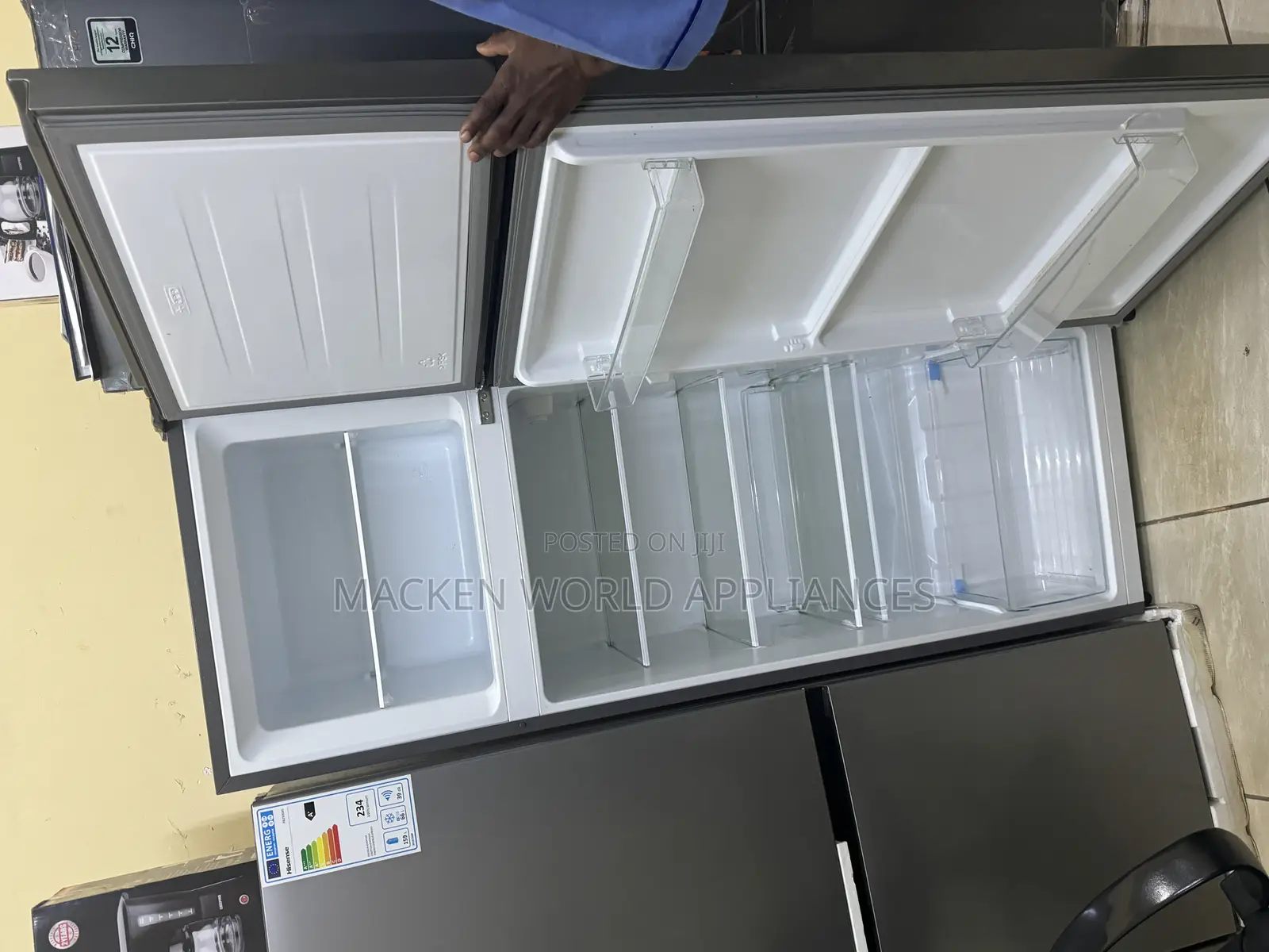 Hisense 392 Liters Double Door Fridge Used in Good Condition