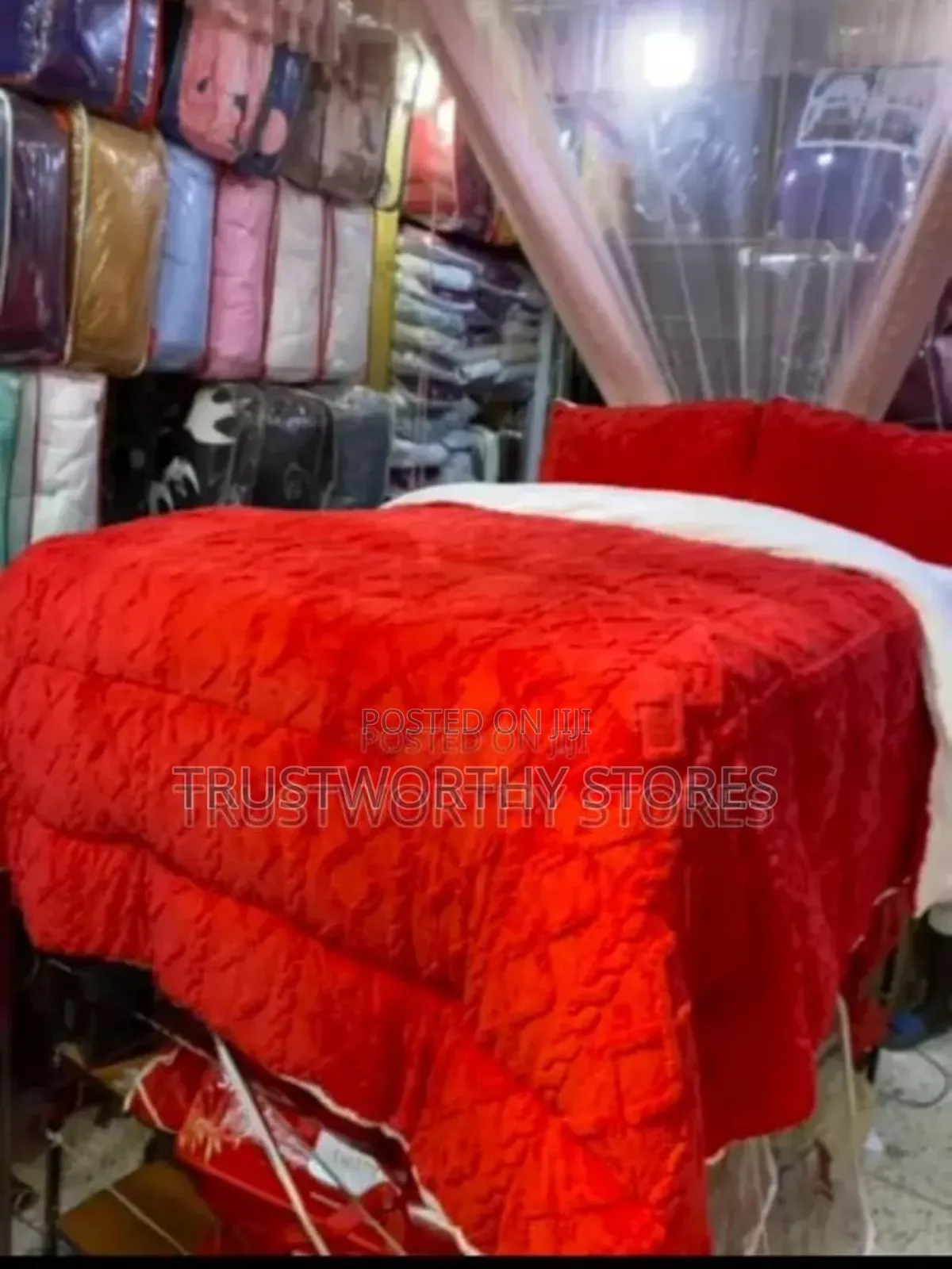 5by6 and 6by6 Woollen Comforter With 2pillowcase, 1bedsheet,