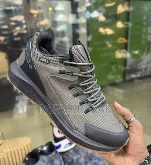Army Green Columbia Trailstorm Waterproof Hiking Sneakers