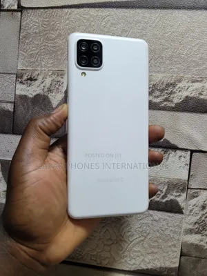 Samsung Galaxy A12 64 GB White