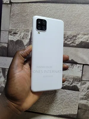 Samsung Galaxy A12 64 GB White