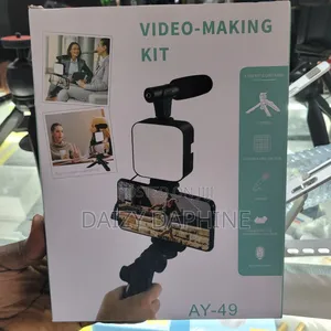 Video Making Kit/ Phone and Camera Holder With Mic