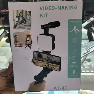 Video Making Kit/ Phone and Camera Holder With Mic